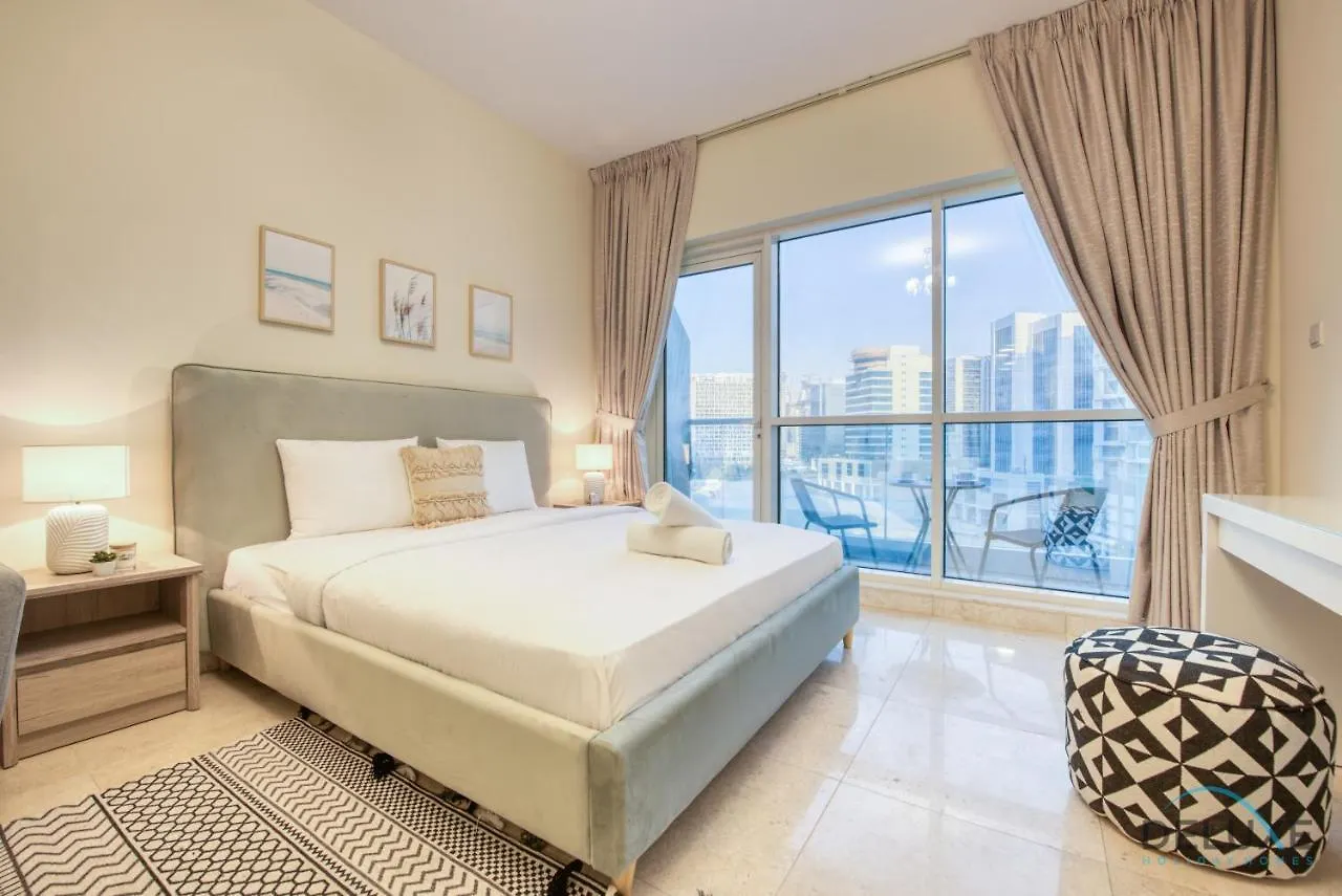 Pleasant Studio At Safir Tower 1 Business Bay By Deluxe Holiday Homes Dubai United Arab Emirates